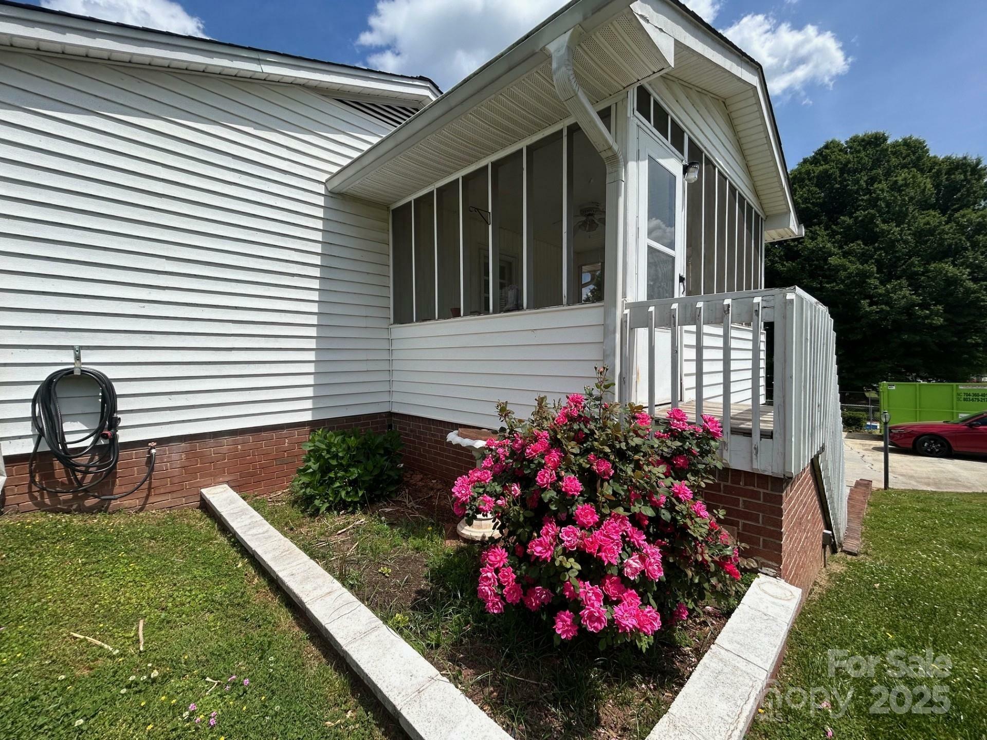 Property Photo: 201 Mitchell Street NC 28012