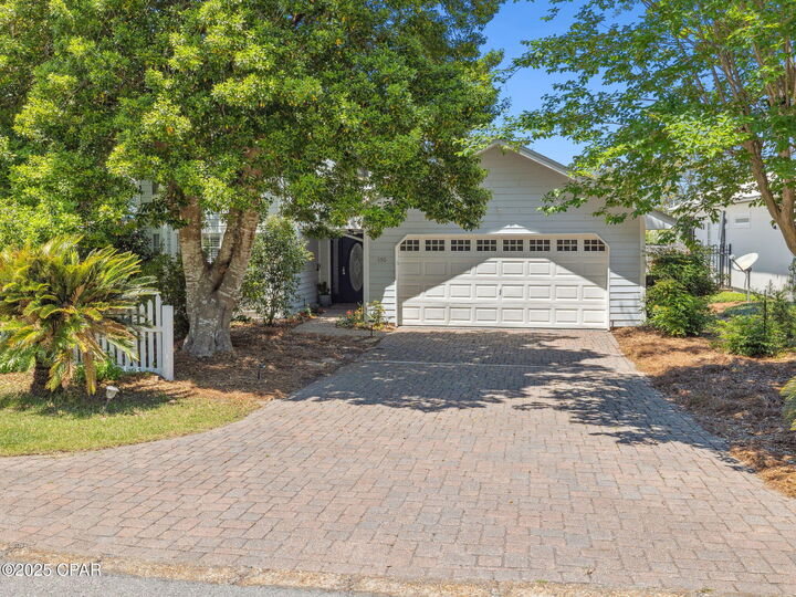 Property Photo:  550 Seabreeze Circle  FL 32461 