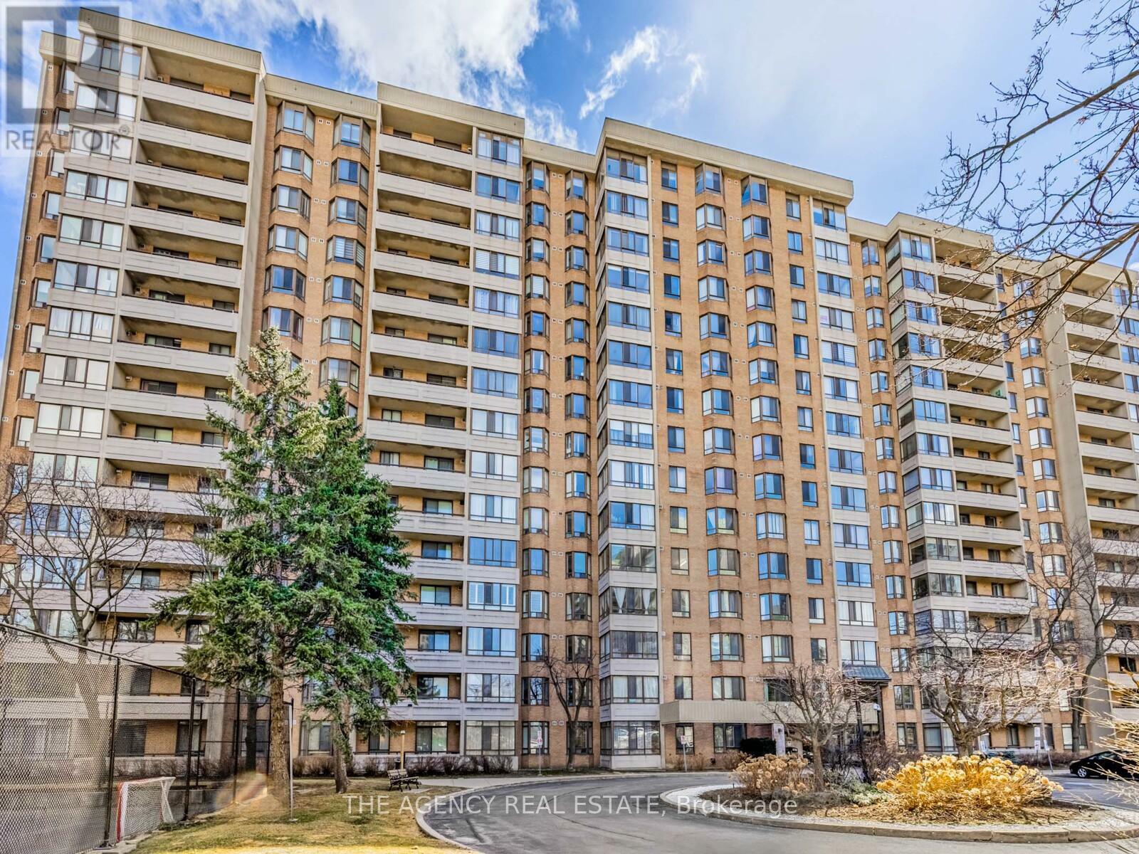 Property Photo: 5 Lisa Street 107 ON L6T 4T4