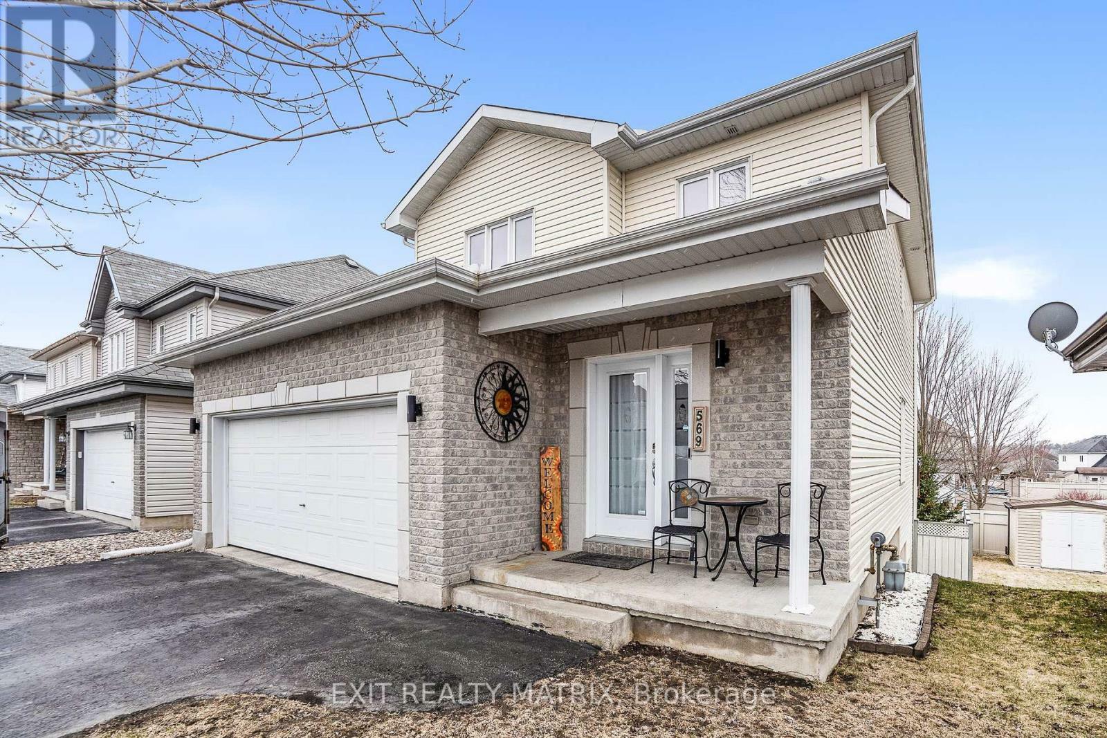 Property Photo: 569 Emerald Street ON K4K 0B9