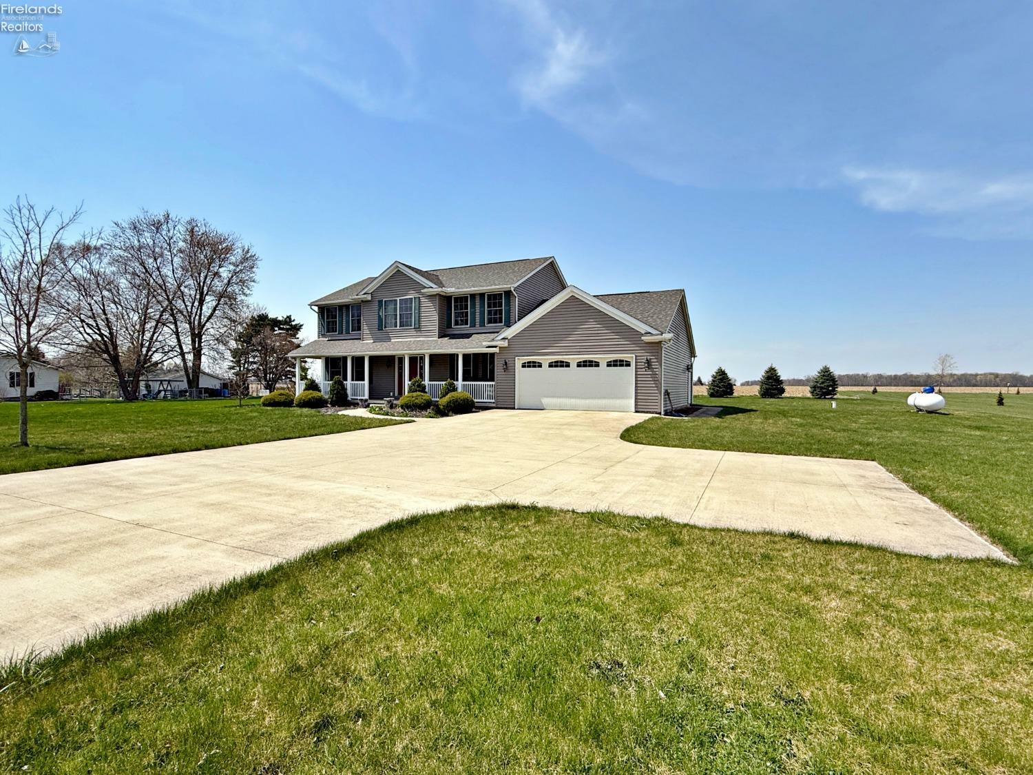 Property Photo: 1660 S Township Road 119 OH 44883