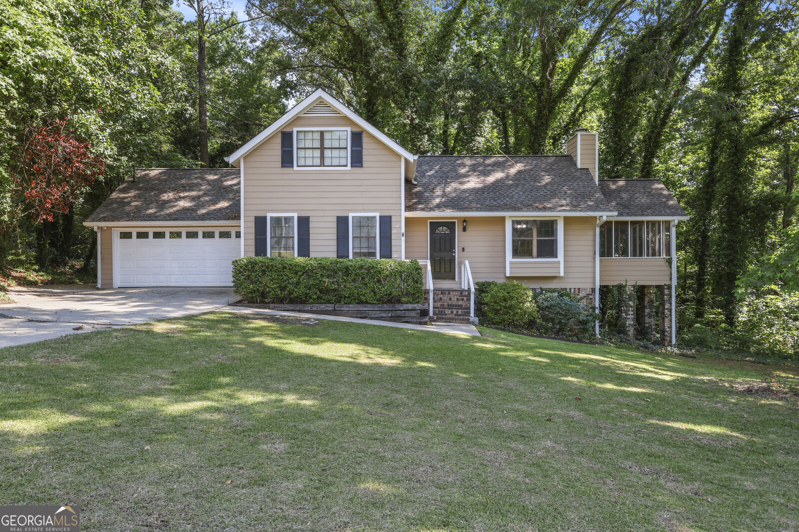 Property Photo: 4896 Port Drive GA 30135