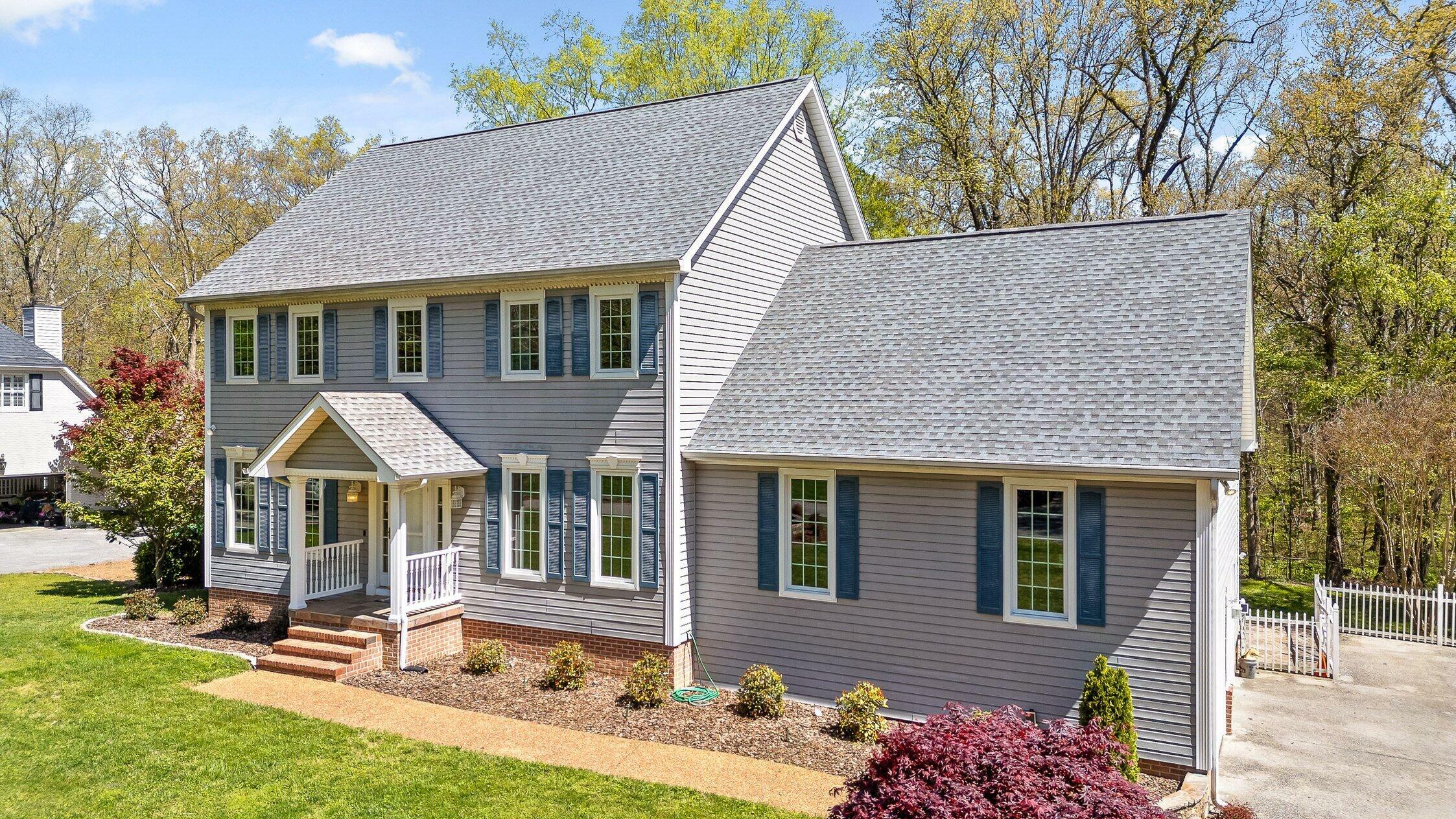 Property Photo: 323 Bluff View Avenue TN 37377
