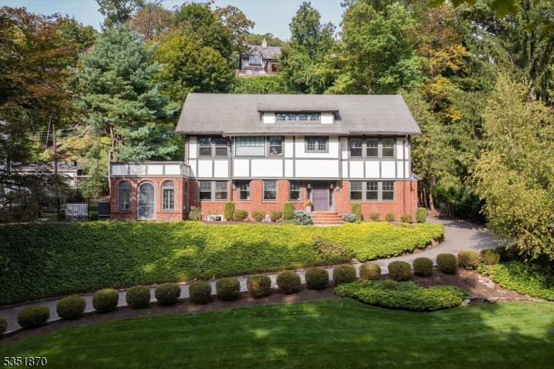 102 Highland Ave  Montclair Twp. NJ 07042 photo