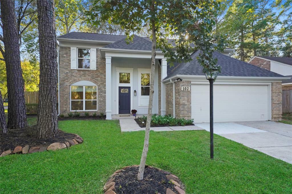 Property Photo: 102 Rockridge Drive TX 77381