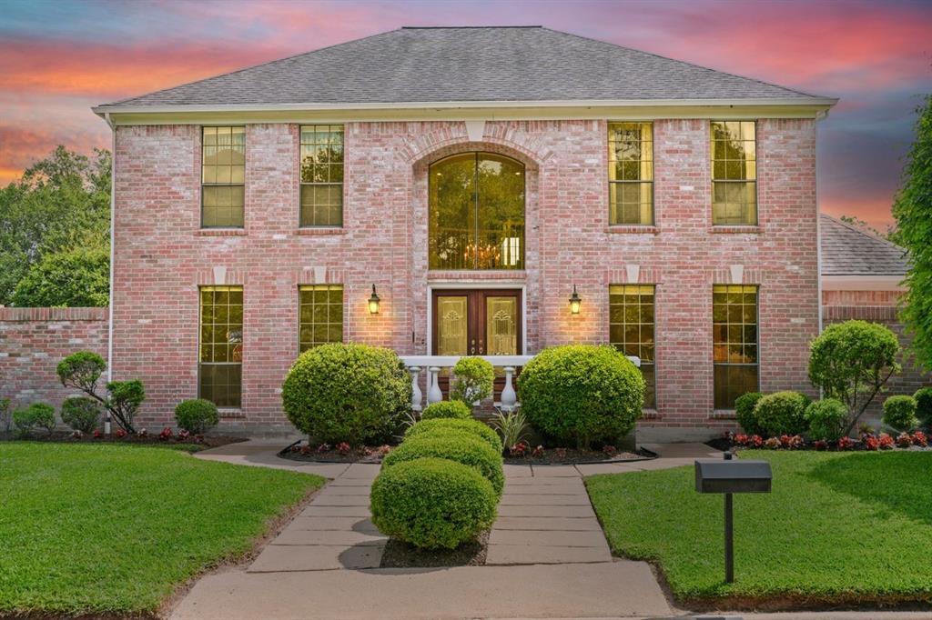 203 Laurel Springs Court  Sugar Land TX 77478 photo