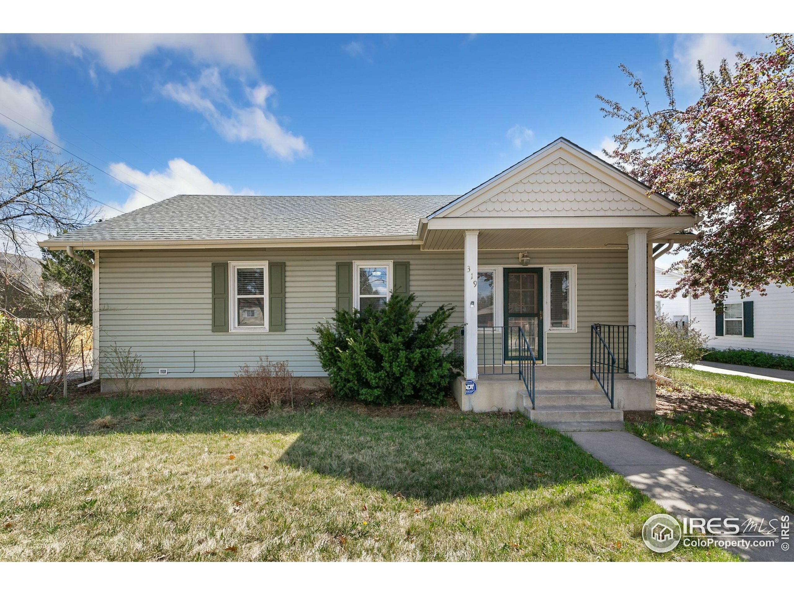 Property Photo: 319 6th St CO 80550