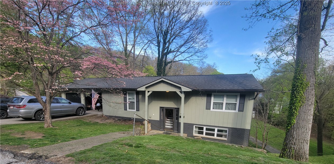630 Jane Street  Charleston WV 25302 photo
