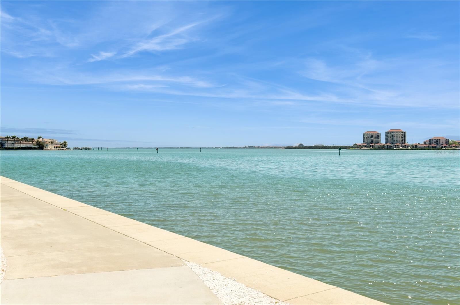 Property Photo:  5200 Brittany Drive S 1807  FL 33715 