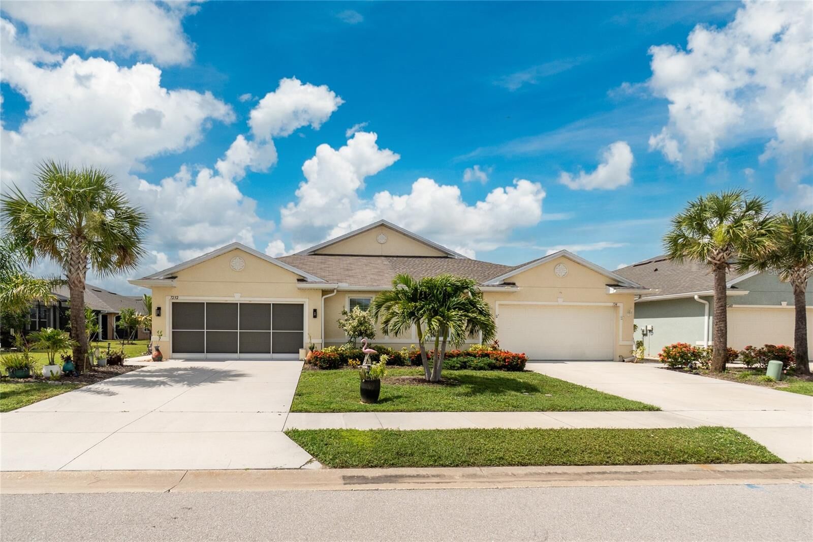 Property Photo:  7232 W Lenox Circle  FL 33950 