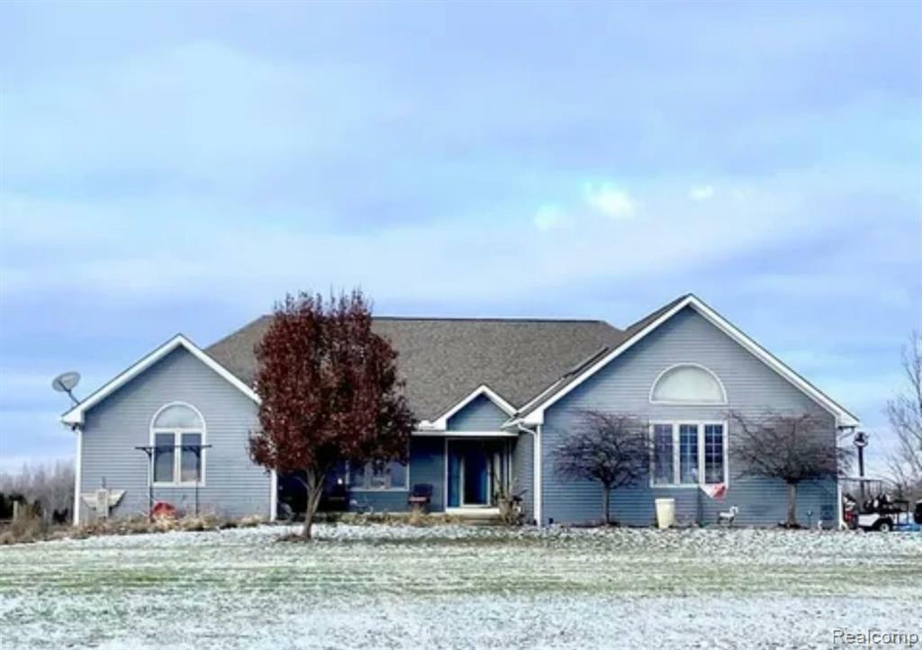 8322 N Short Road  Columbus MI 48063 3219 photo