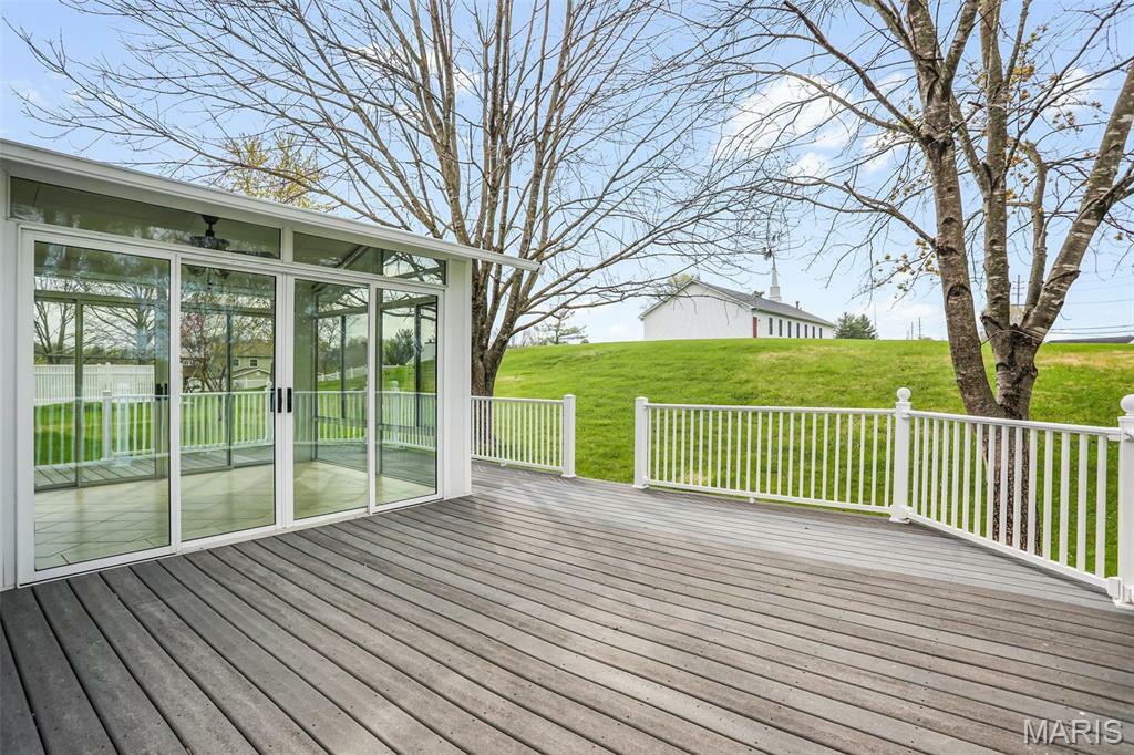 Property Photo: 6 Weatherby Court MO 63090