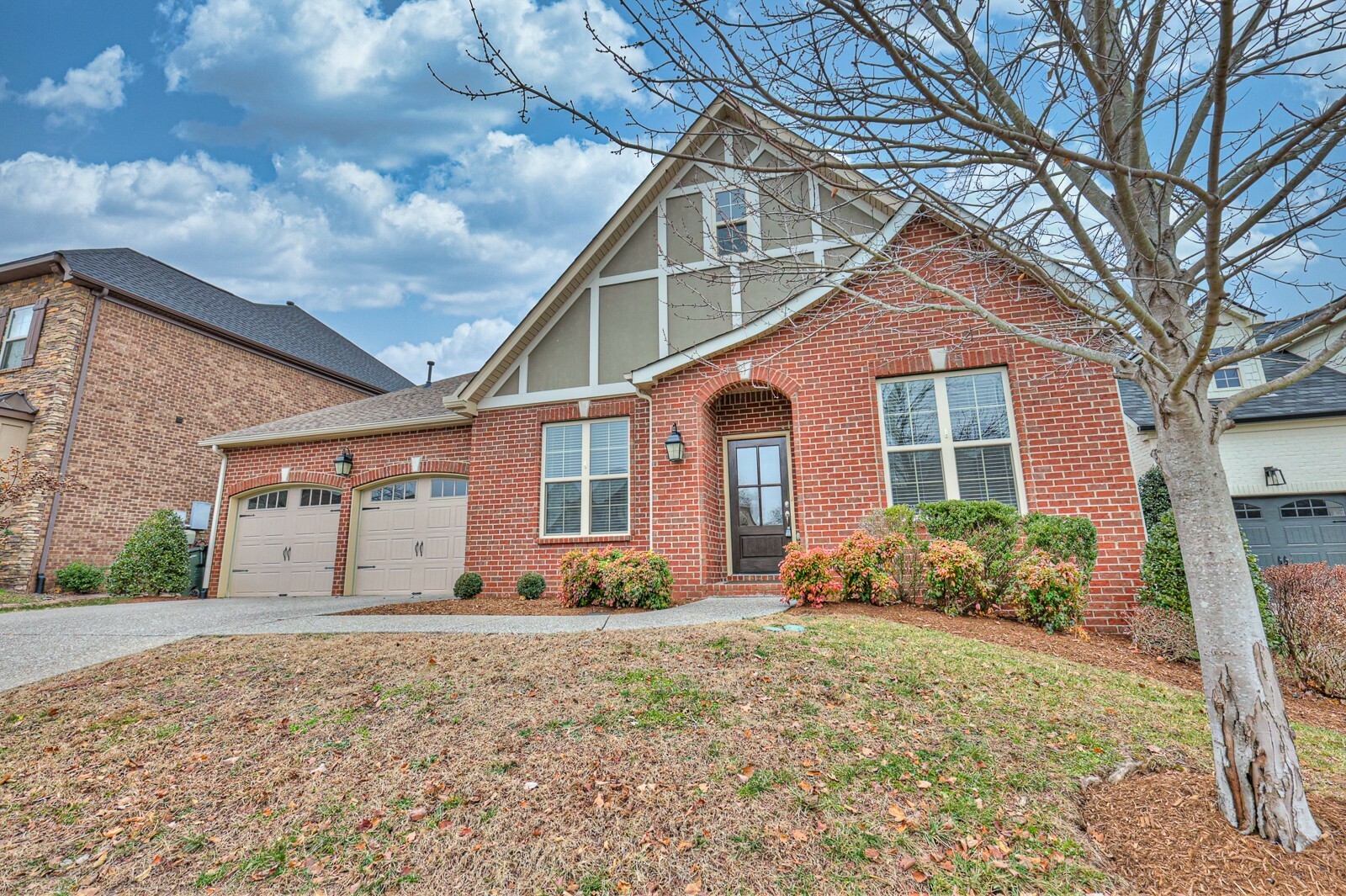 Property Photo: 1307 Reynard Dr TN 37066