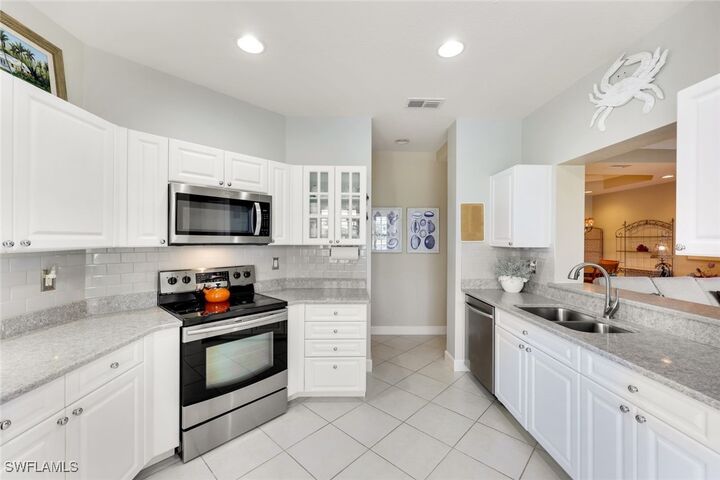 Property Photo:  9677 Cypress Hammock Circle 102  FL 34135