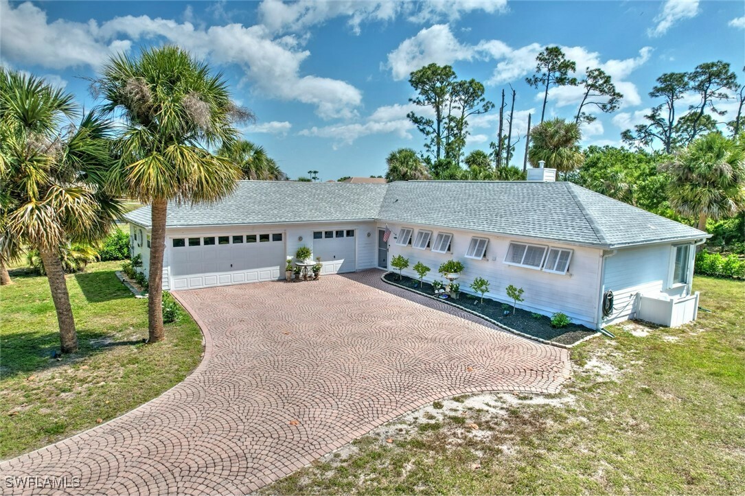 Property Photo:  17506 Cape Horn Boulevard  FL 33955 