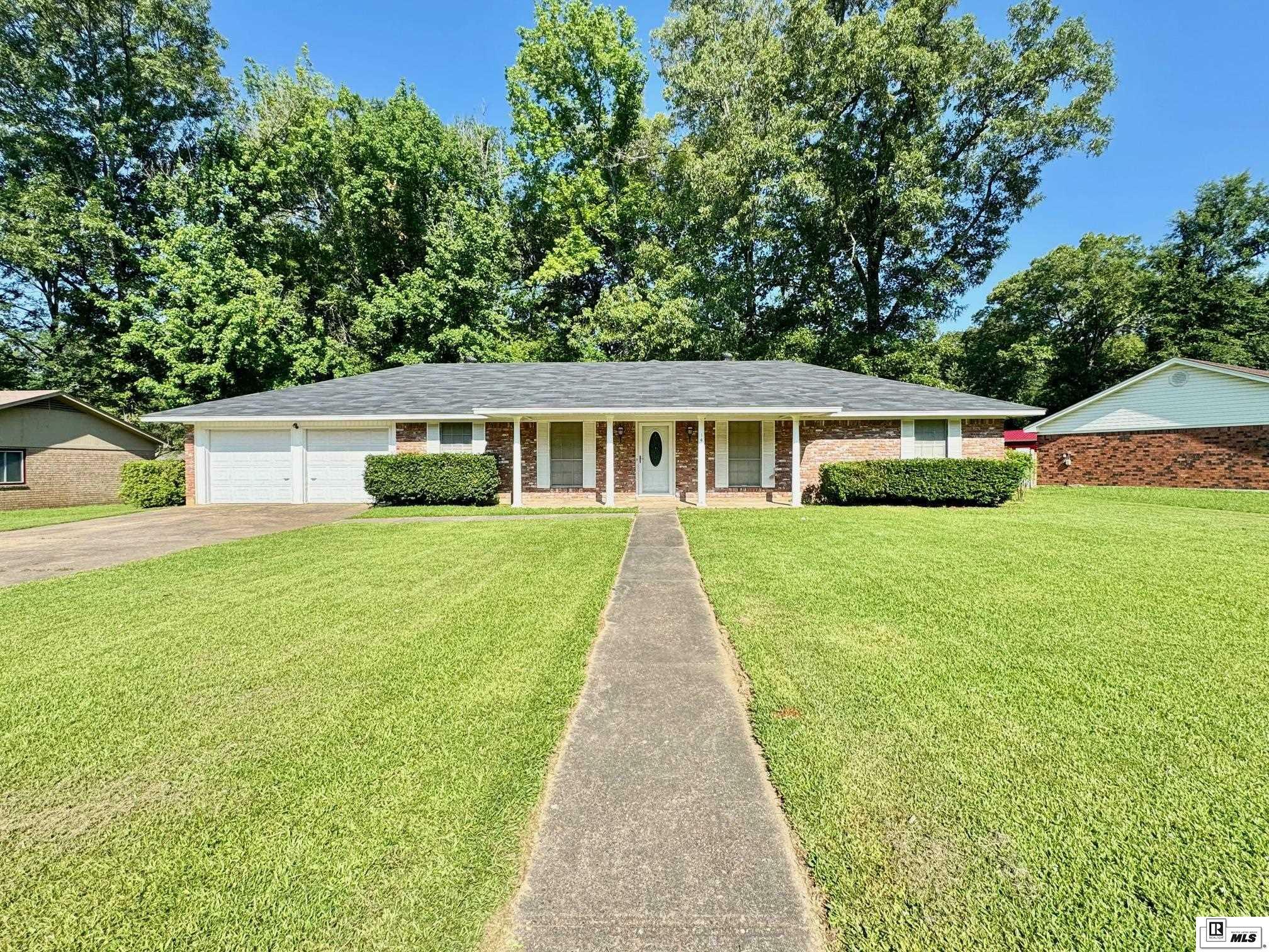 Property Photo: 14 Luray Drive LA 71203