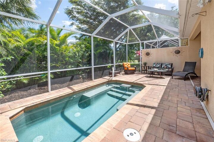 Property Photo:  14194 Fall Creek Ct  FL 34114 