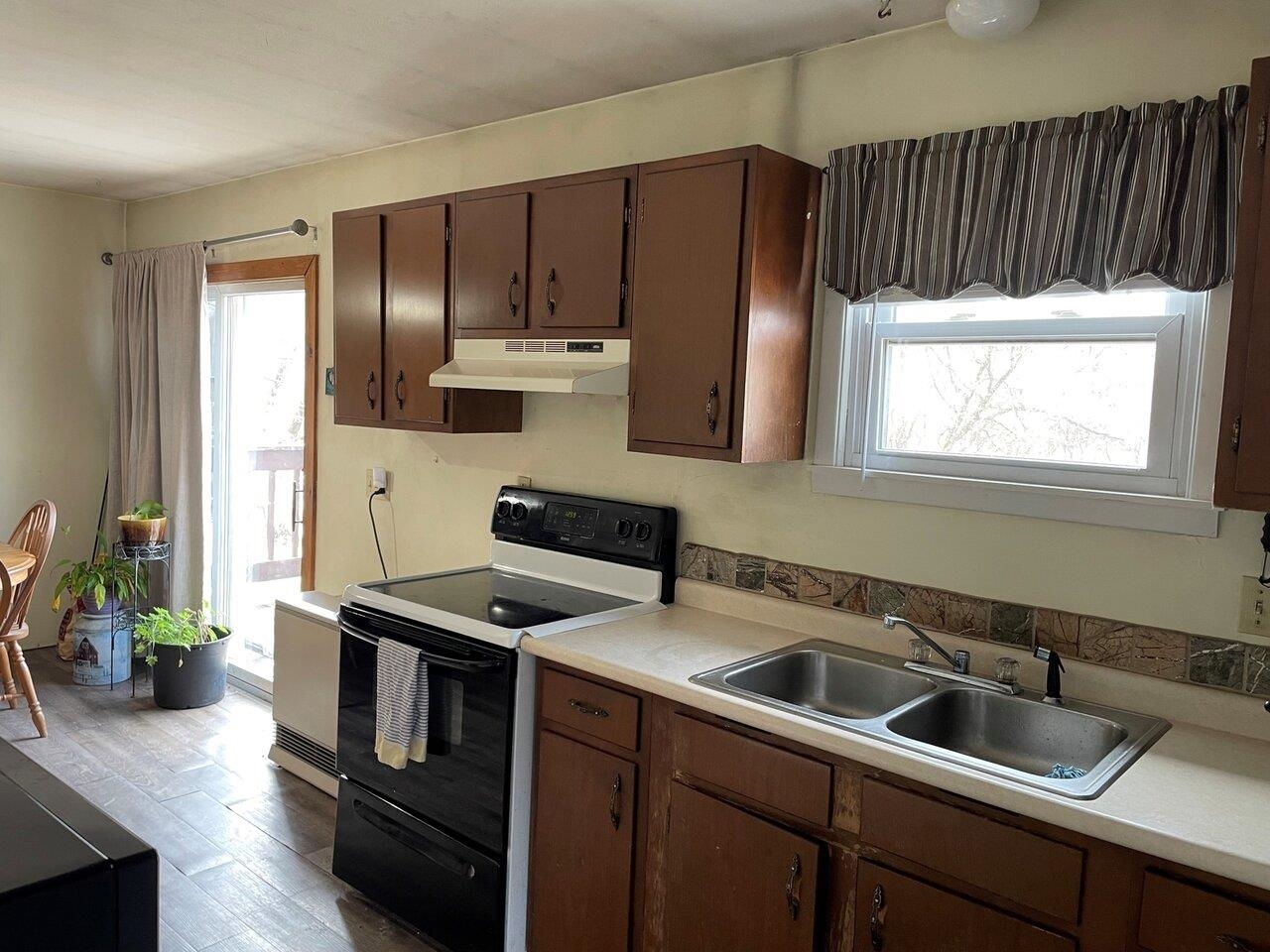 Property Photo: 60 Gentes Road VT 05452