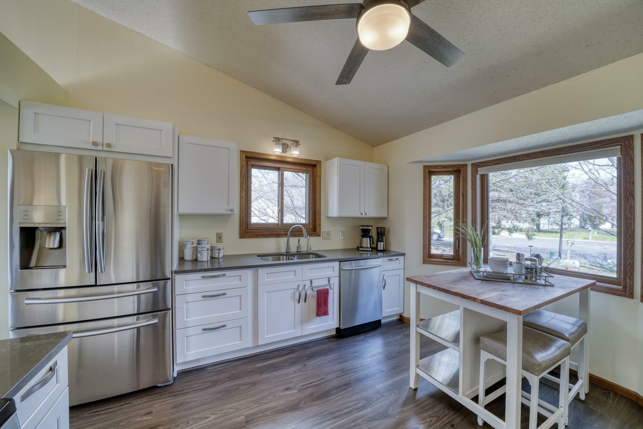Property Photo: 3842 Meadow Court MN 55331