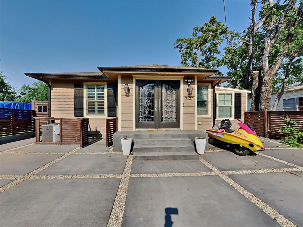 Property Photo: 3127 Pastor Street TX 75212