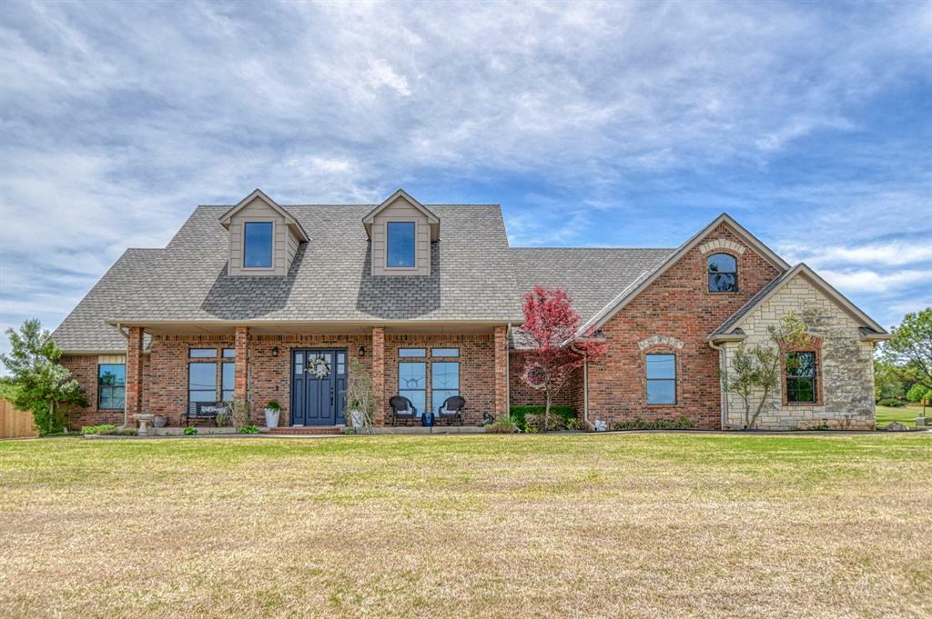 Property Photo: 2501 W Georgia Avenue OK 73018