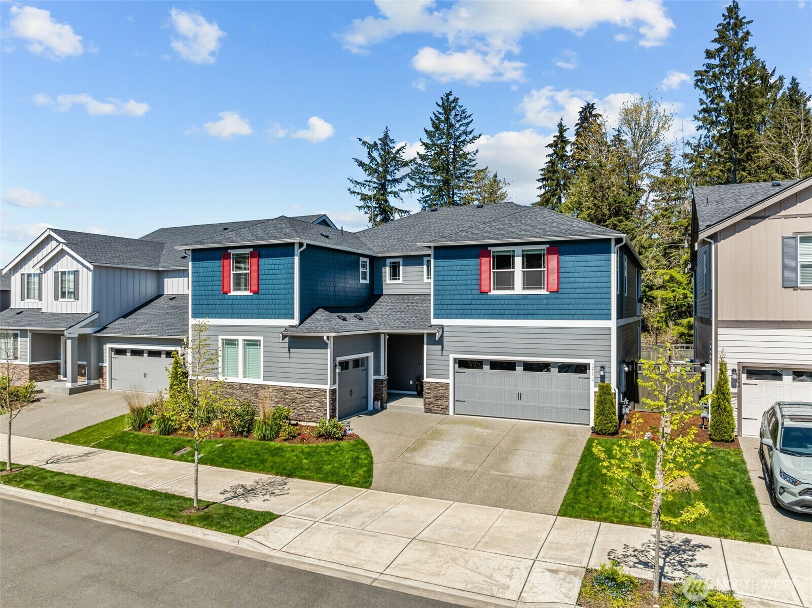 Property Photo: 32832 SE Stevens Street WA 98010