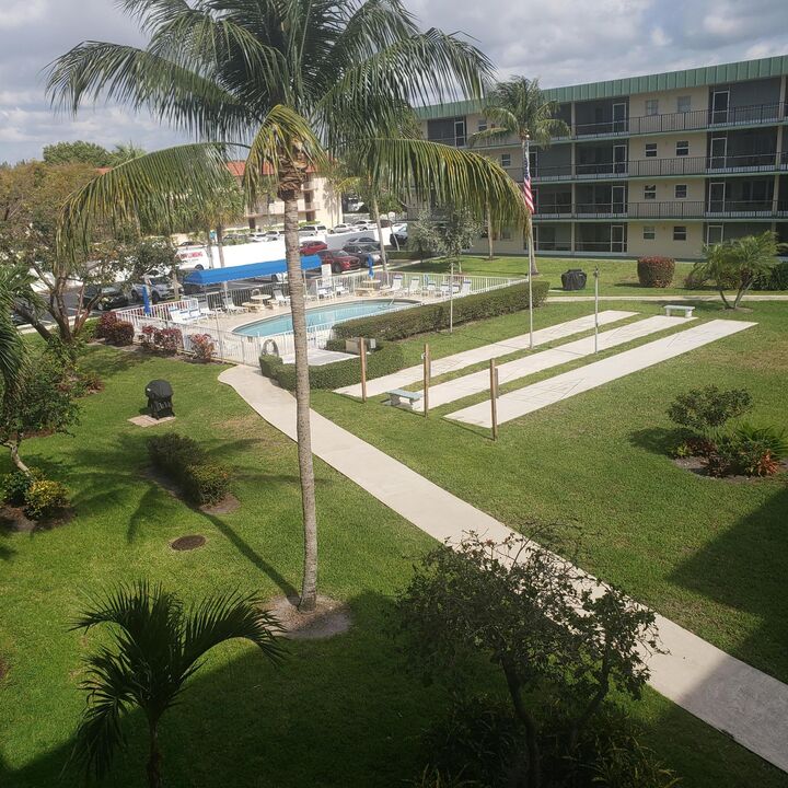 806 SE 7th Street 302  Deerfield Beach FL 33441 photo