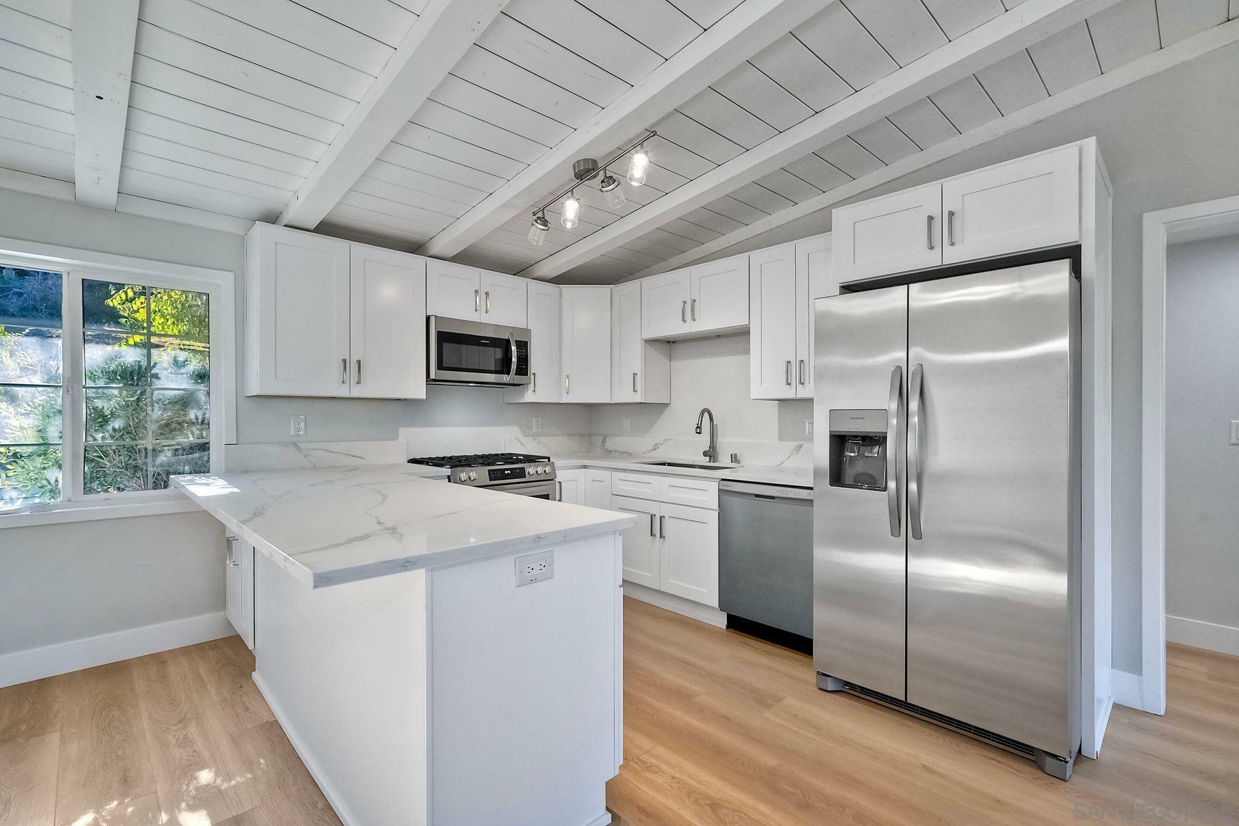 322 Eddie Dr  Vista CA 92083 photo