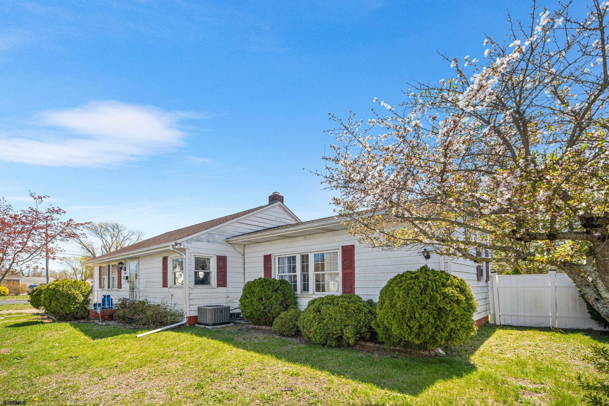 Property Photo: 1139 McConnell Dr Dr NJ 08232