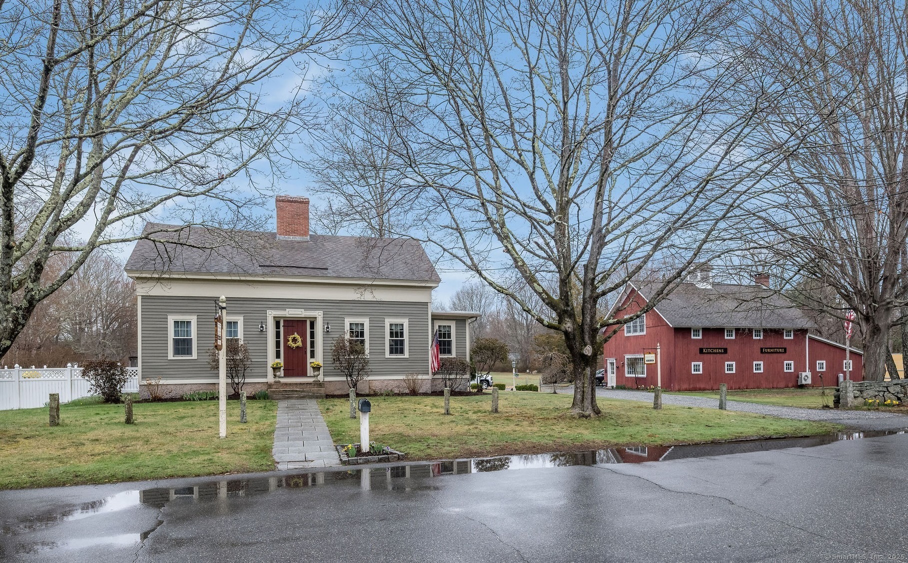 Property Photo:  120 Boston Post Road  CT 06371 