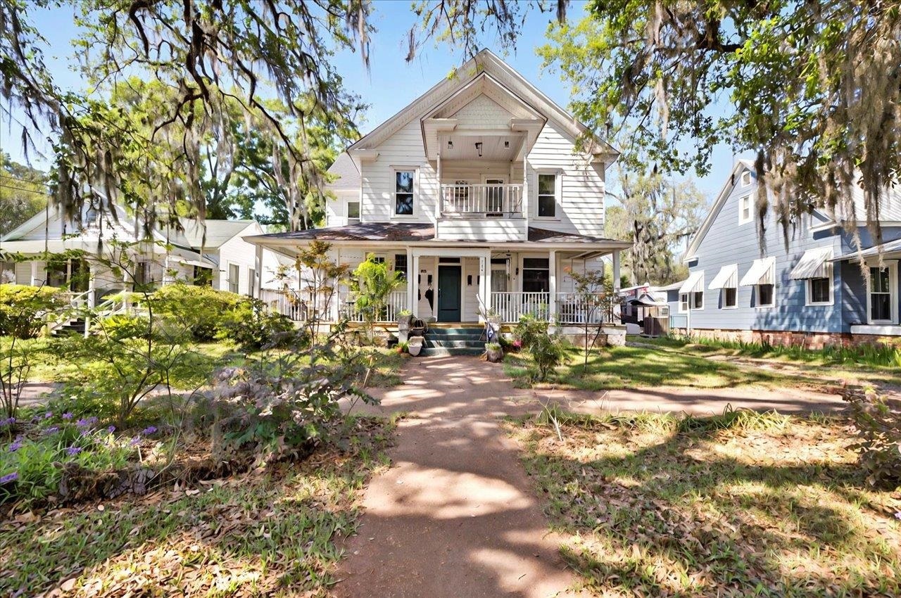 Property Photo:  230 E Washington Street  FL 32351 