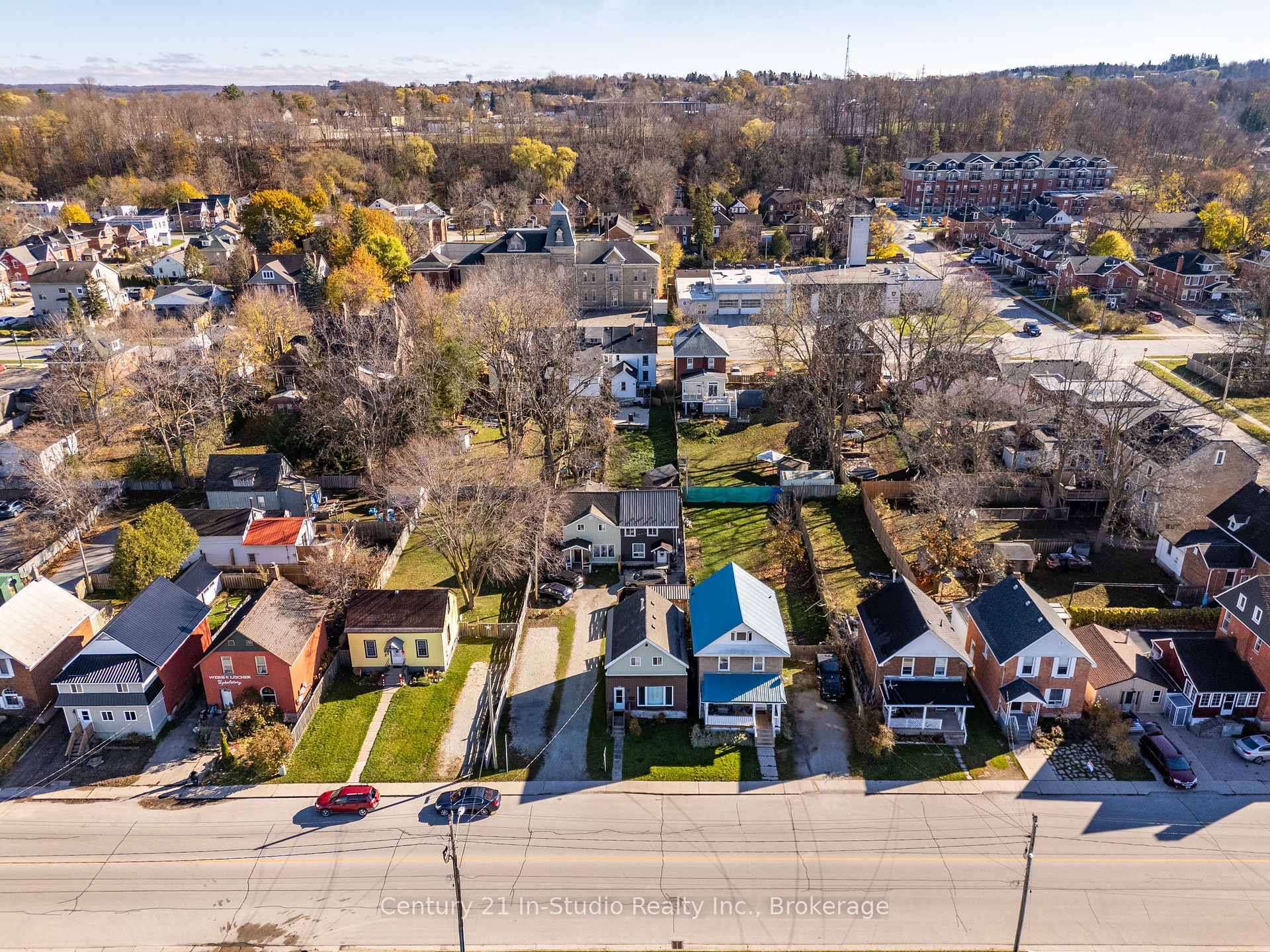 Property Photo: 1235 2nd Avenue E ON N4K 2J2