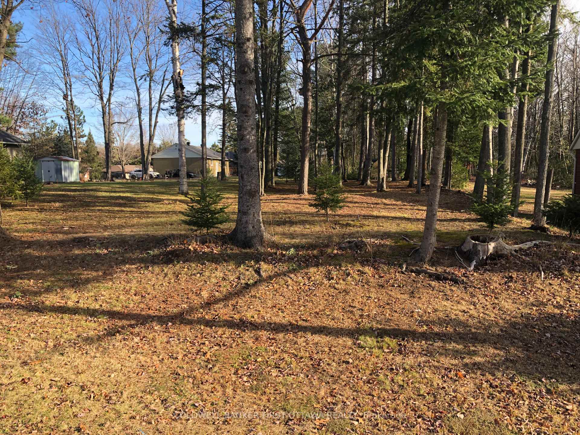 Property Photo: 65 Vaan Drive ON K2G 0C2