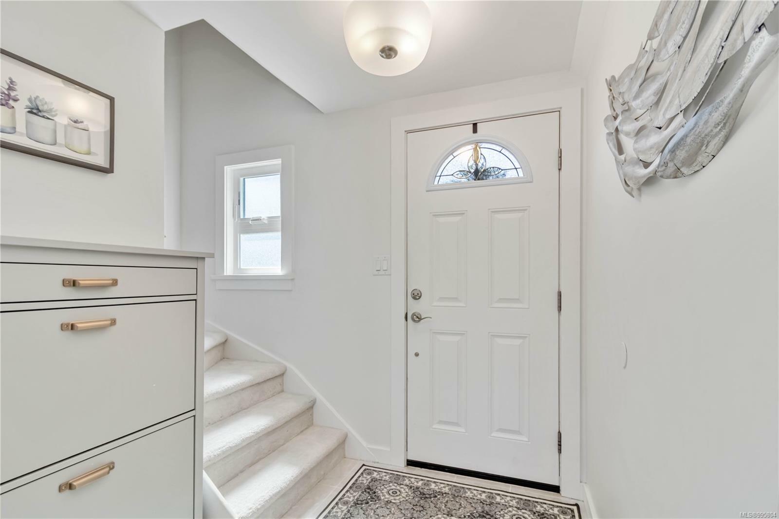 Property Photo: 394 Burnside Rd W BC V8Z 1M1