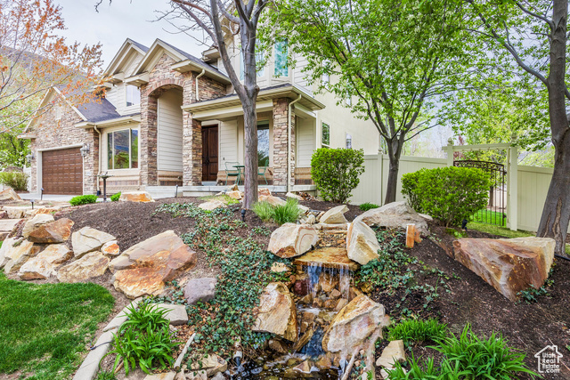 Property Photo: 1704 E Somerlin Dr UT 84020