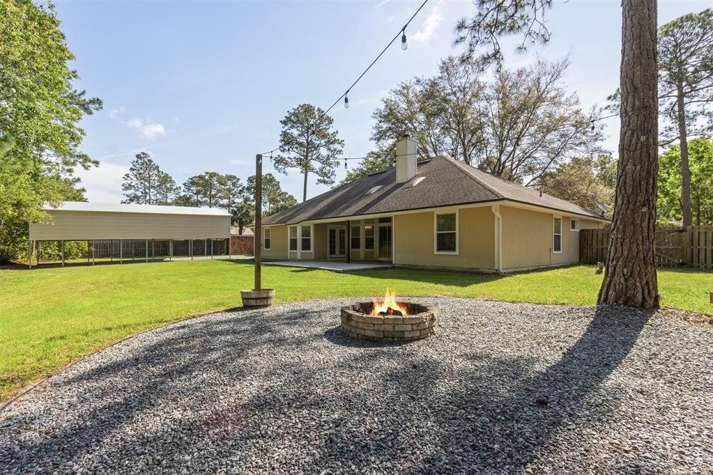 Property Photo: 96235 Sweetbriar Lane FL 32097
