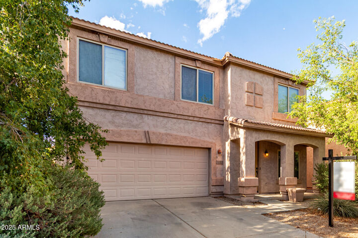 Property Photo: 1222 E Canyon Trail AZ 85143