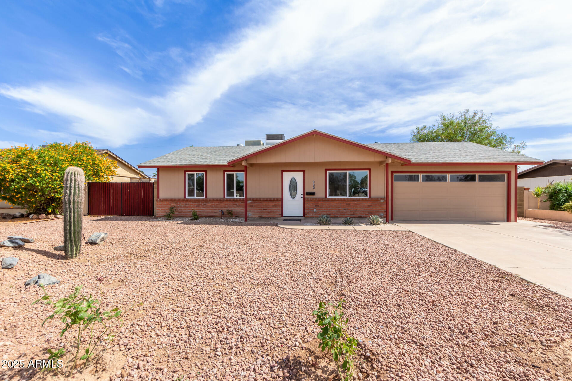 655 E Hondo Avenue  Apache Junction AZ 85119 photo