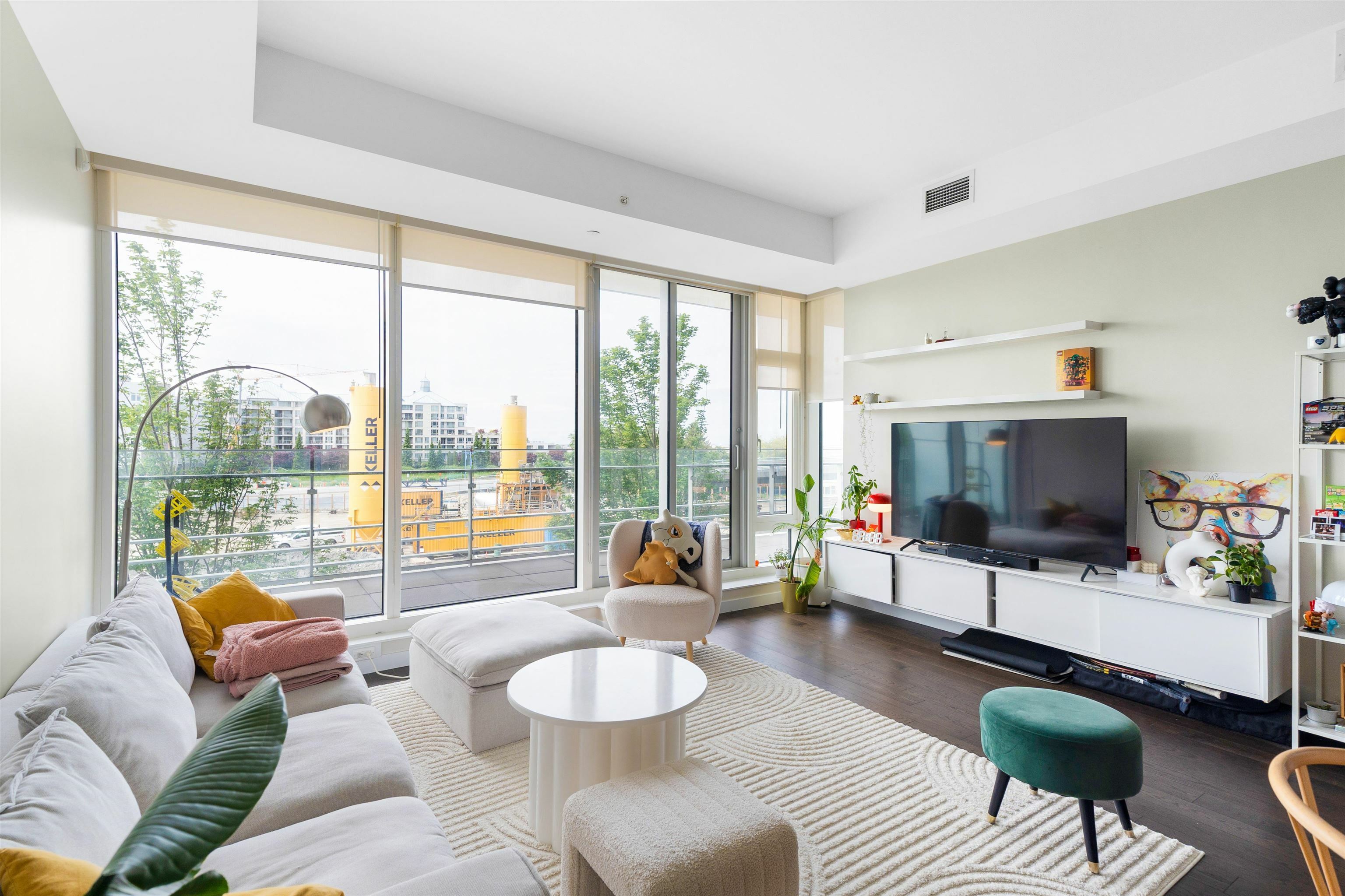 Property Photo: 5177 Brighouse Way 310 BC V7C 0A7