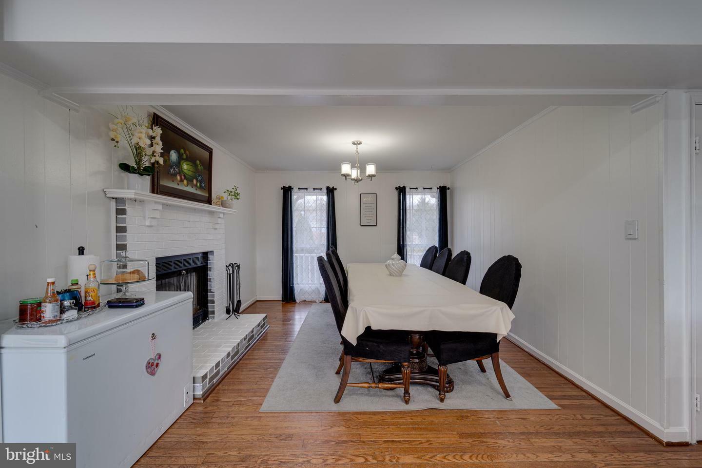 Property Photo: 13464 Princedale Drive VA 22193