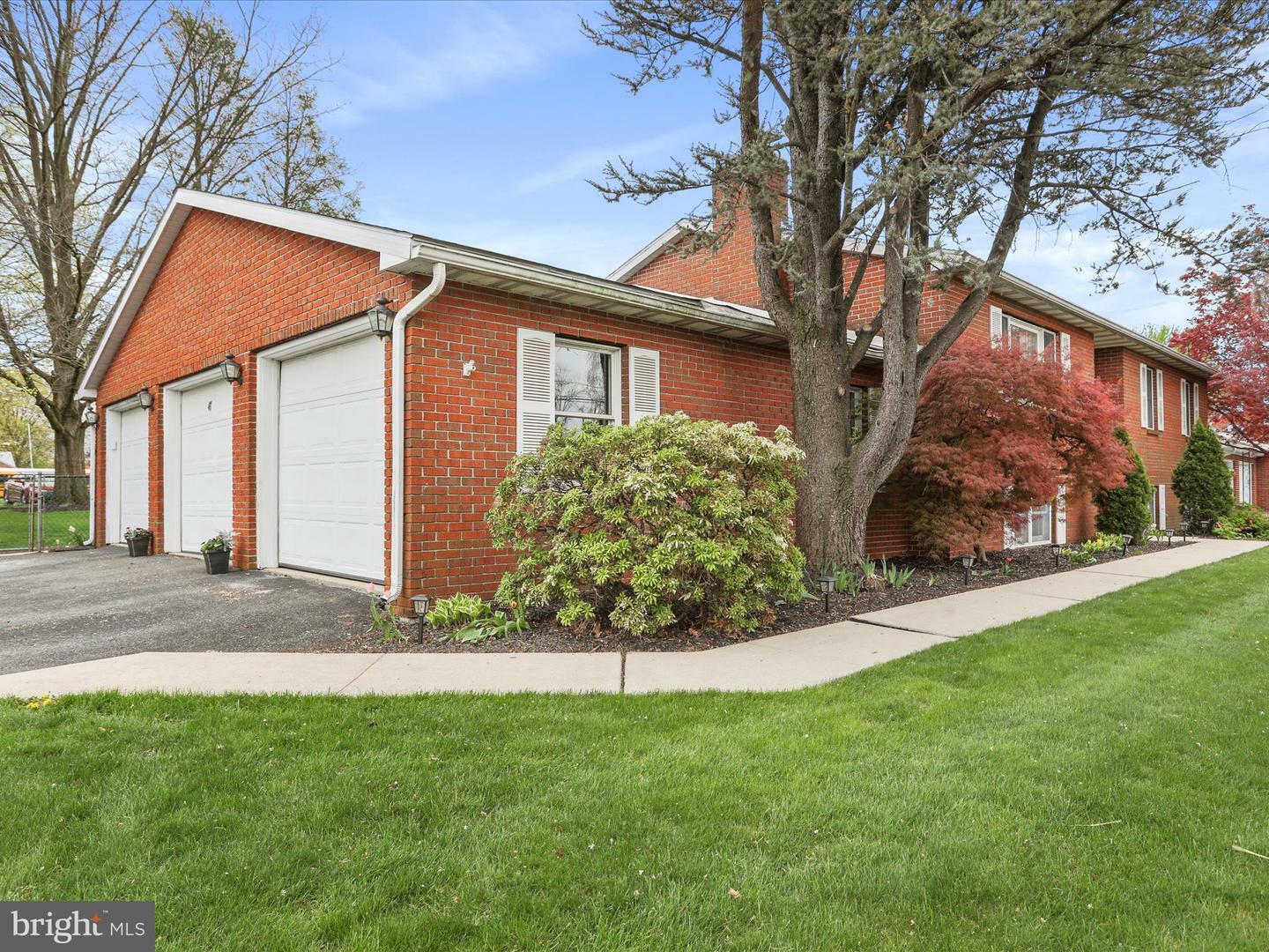 Property Photo: 47 Diffys Drive PA 17257