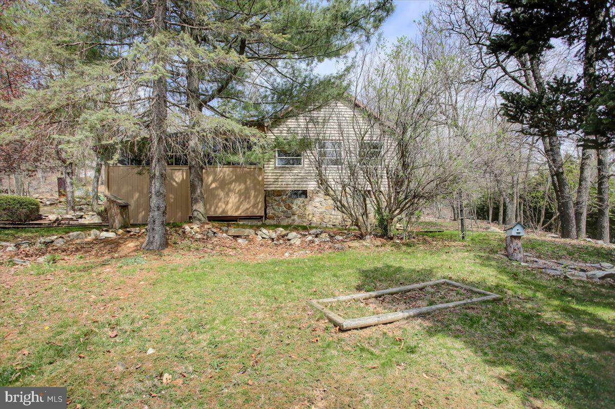 Property Photo: 15815 Hickory Drive PA 17224