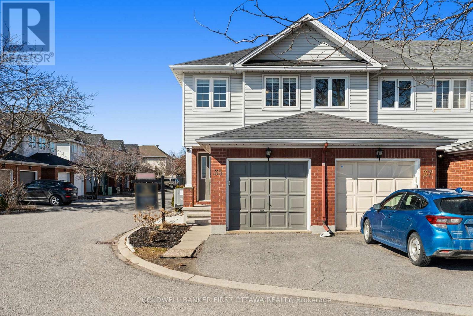 Property Photo: 35 Festive Private ON K2C 4A1