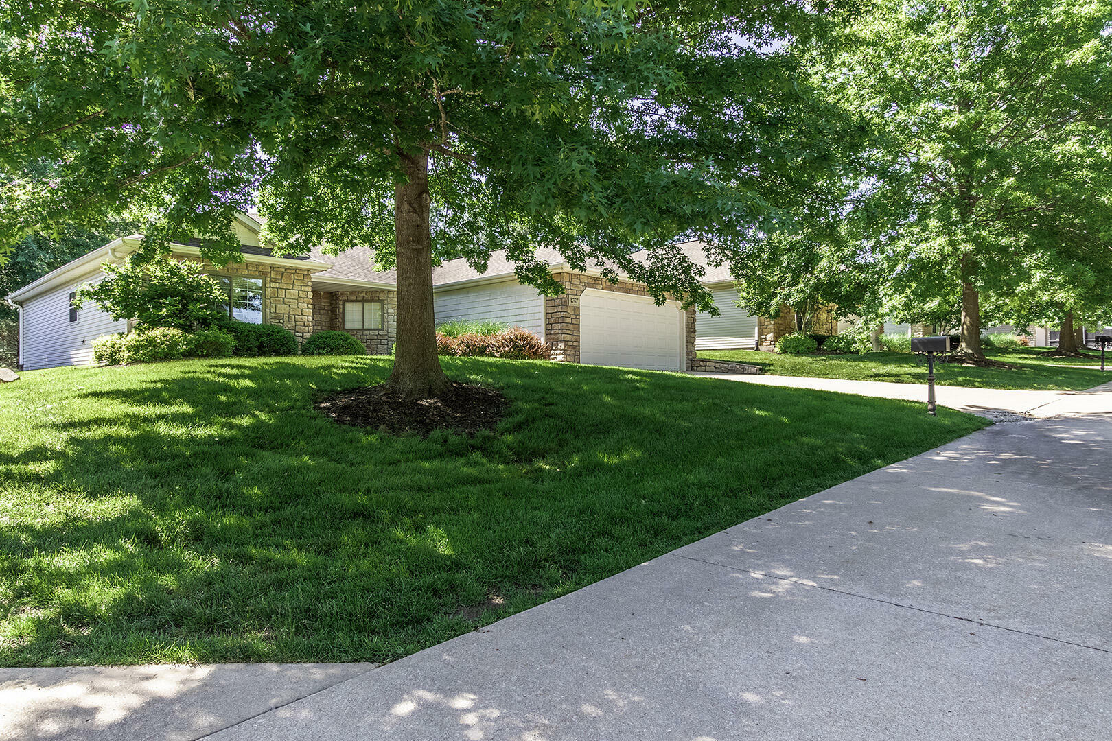 Property Photo: 4767 Lake Valley Ln MO 65203