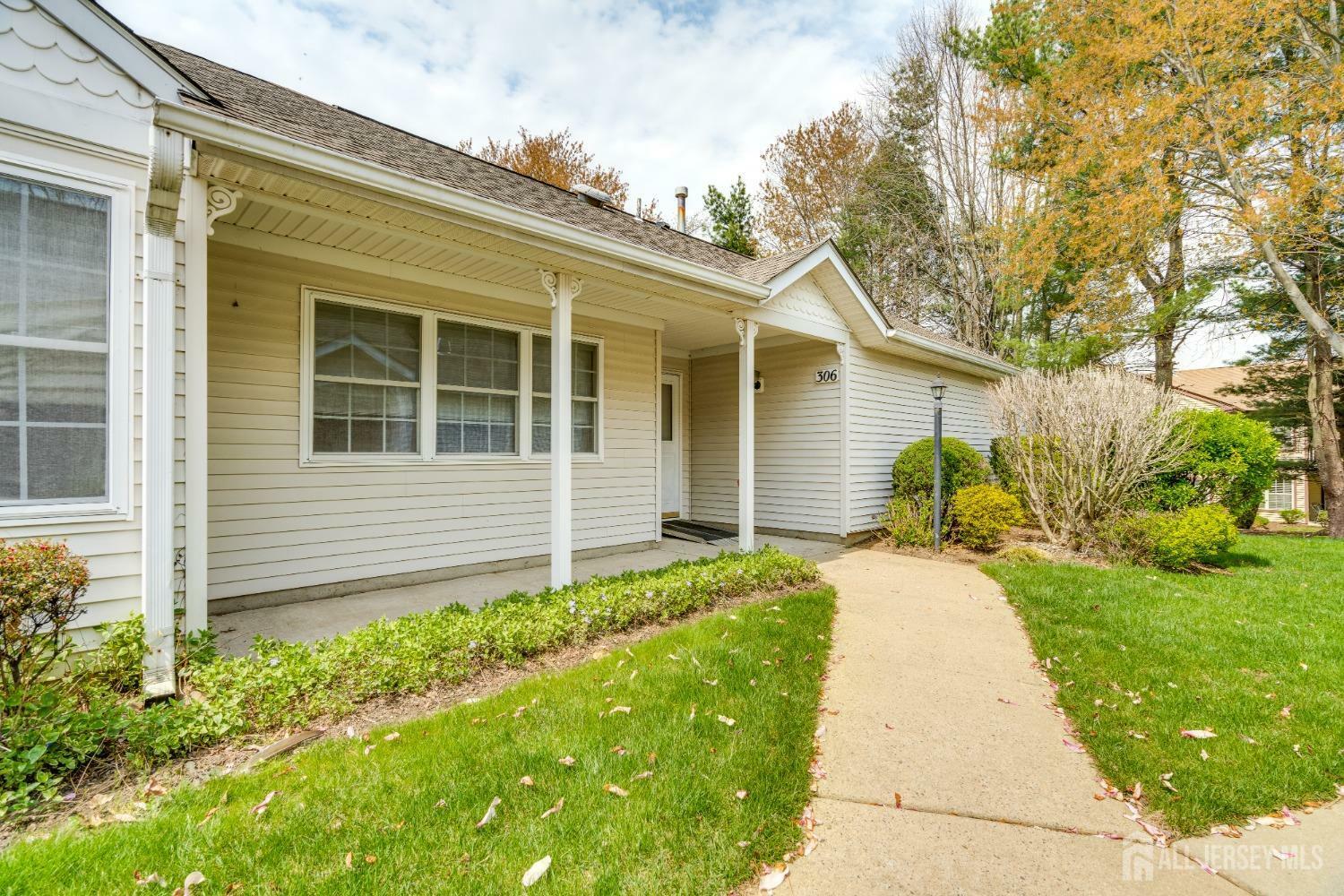 306 Kinglet Drive  Monroe NJ 08831 photo