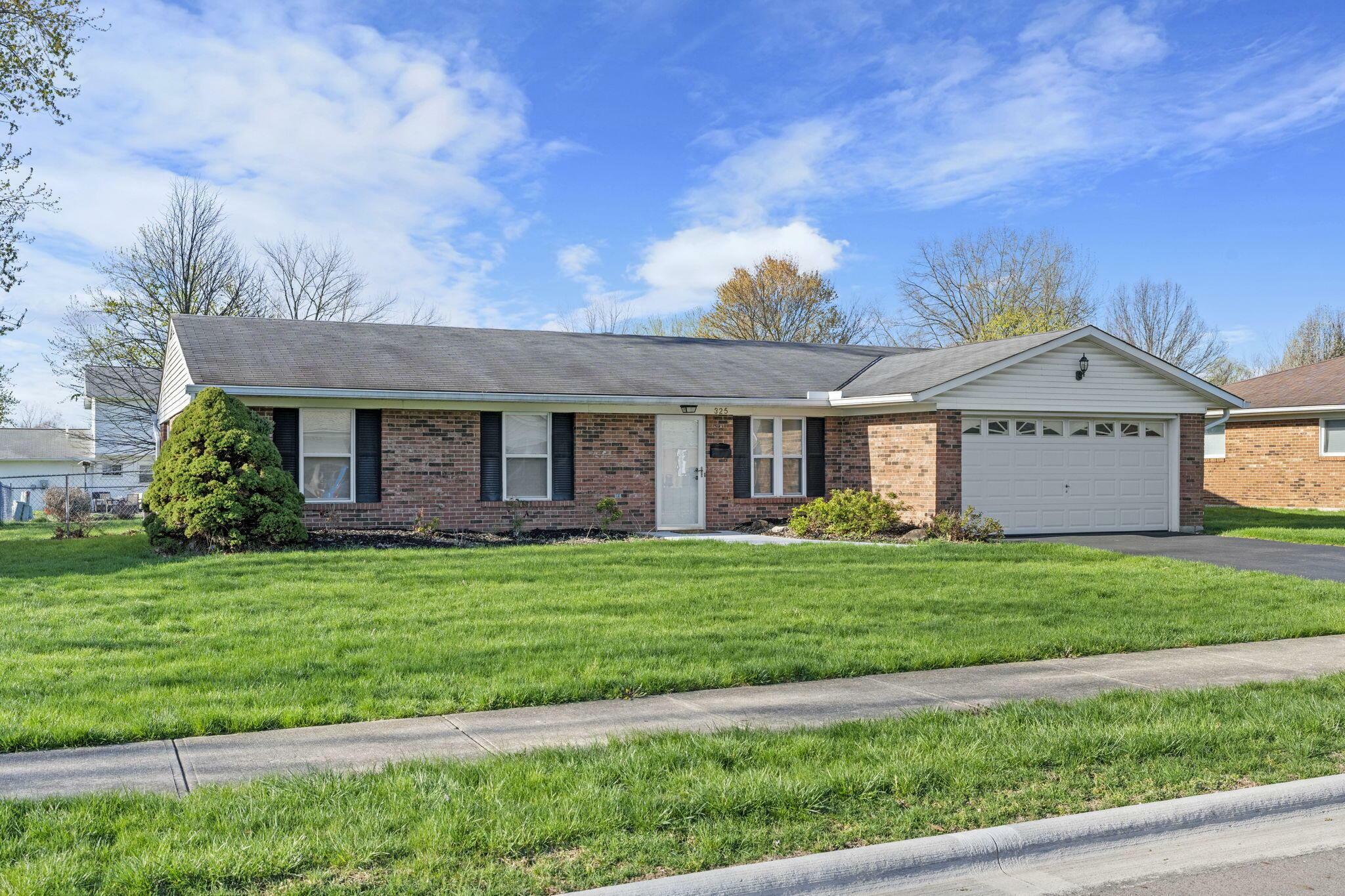 Property Photo: 325 Brisbane Avenue OH 43081