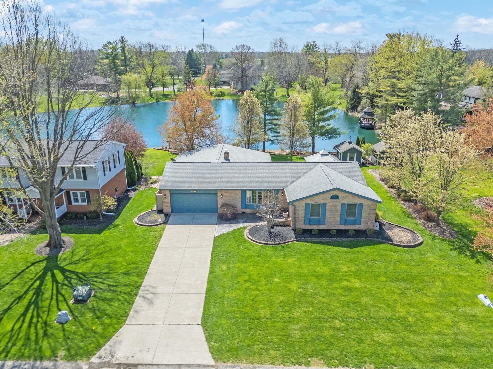 Property Photo:  5553 Pheasant Drive  OH 43146 