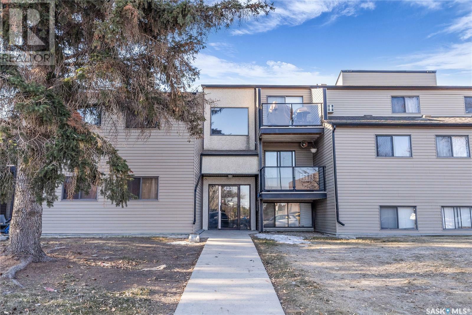 Property Photo: 212 4230 Degeer Street SK S7H 5G9