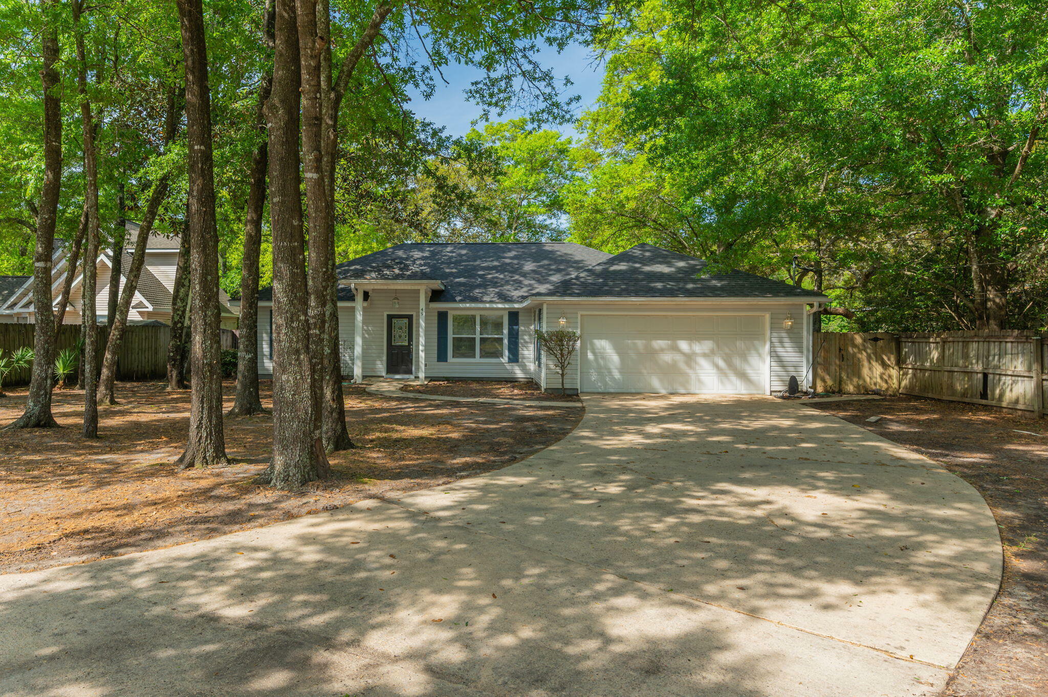 Property Photo: 49 Circle Drive FL 32547