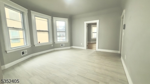 Property Photo: 1044 Sanford Ave NJ 07111